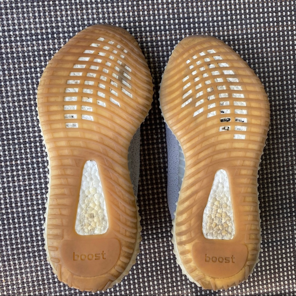 Adidas Yeesy Boost 350 V2 Sesame / Size 10 - Picture 7 of 16